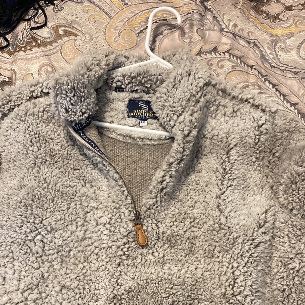 Simply southern pullover